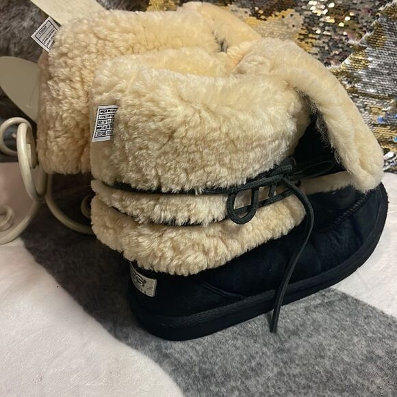 Sz 8 UGG sherpa white wool black sheepskin uptown 2 laceup tall boot /ugg shoe - Picture 8 of 10